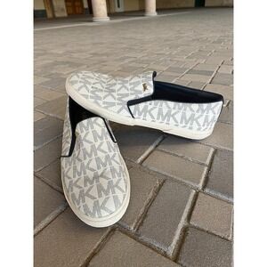 Michael‎ KORS Boerum PVC Womens Fashion Slip-On Sneaker Size 9.5 Blue White